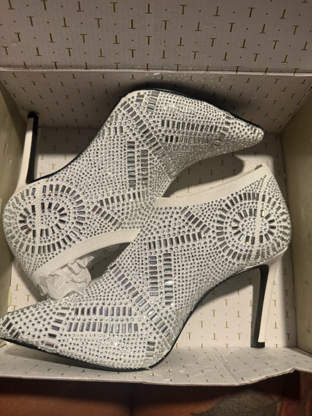 New Thalia Sodi
Women's Karmen Ankle Booties size 10.5 - Picture 8 of 9